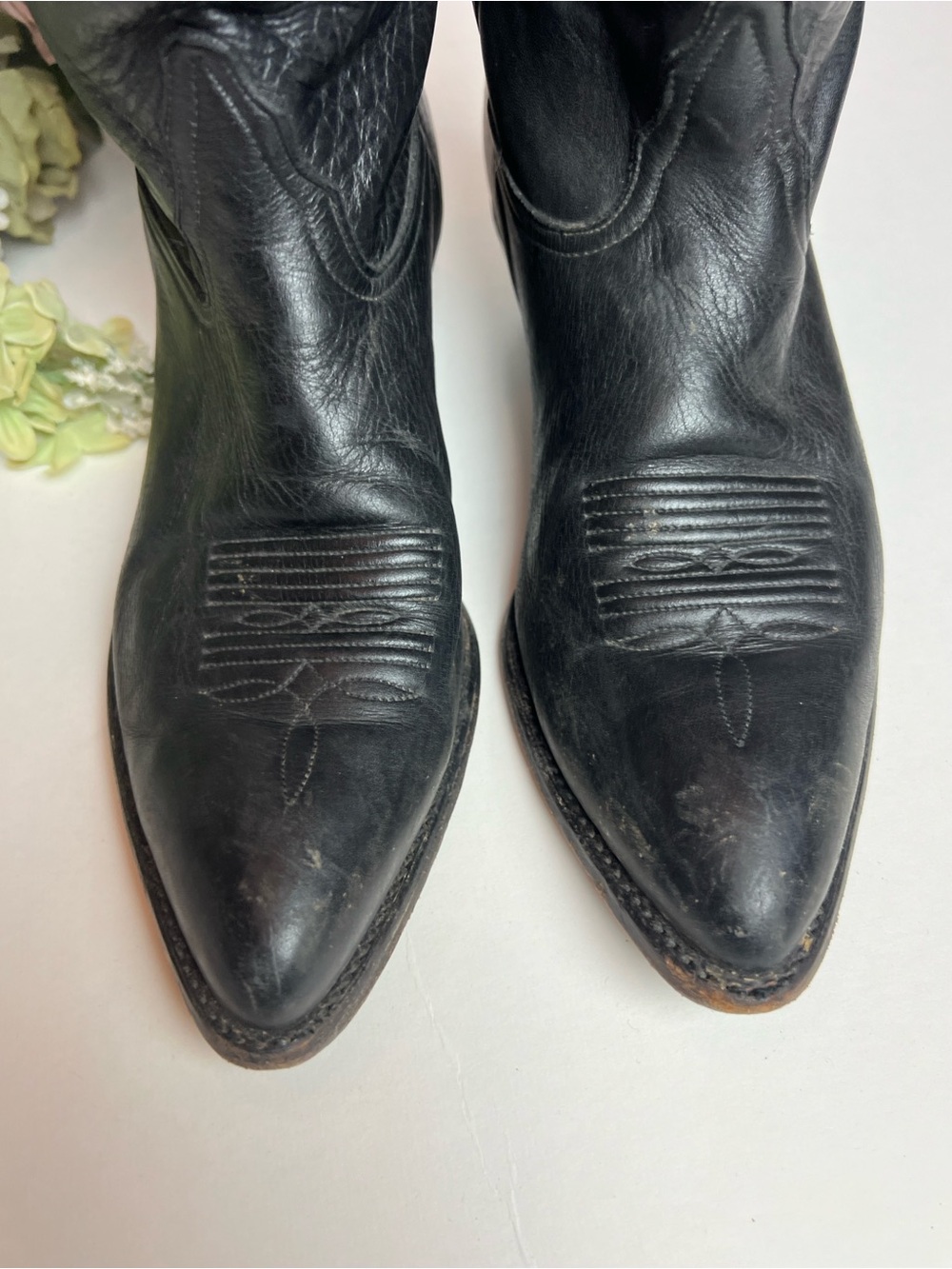 Vintage Tony Lama Women’s Western/ Cowgirl Boots- SIZE 8M - Picture 3 of 10